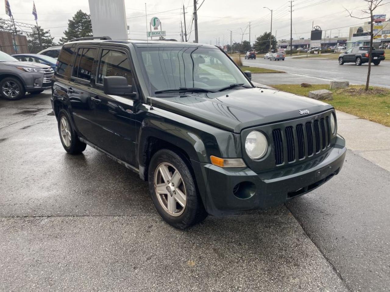 2010 Jeep Patriot SPORT - Photo #3