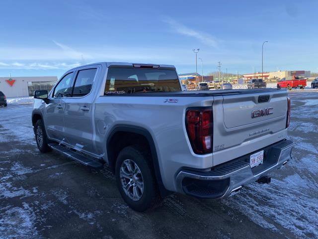 2021 GMC Sierra 1500 SLE CREW CAB SHORT B - Photo #4