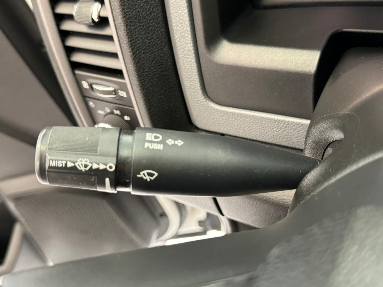 2019 RAM 1500 Classic ST Quad Cab 6 PASS+Camera+Bluetooth+CLEAN CARFAX Photo93