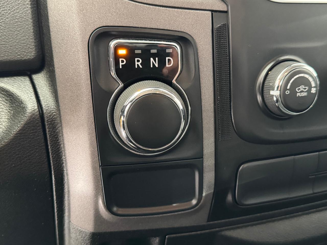 2019 RAM 1500 Classic ST Quad Cab 6 PASS+Camera+Bluetooth+CLEAN CARFAX Photo97