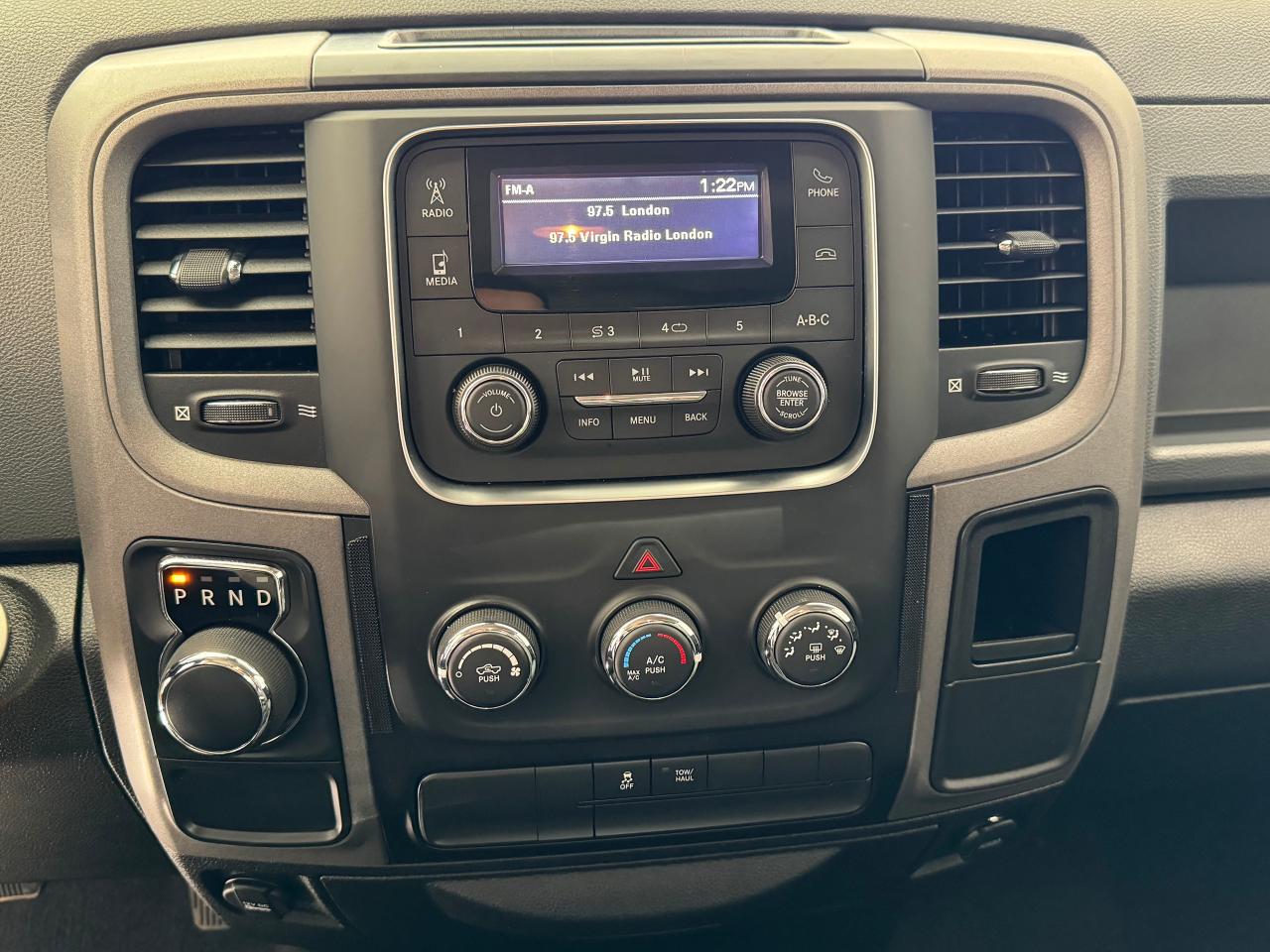 2019 RAM 1500 Classic ST Quad Cab 6 PASS+Camera+Bluetooth+CLEAN CARFAX Photo68