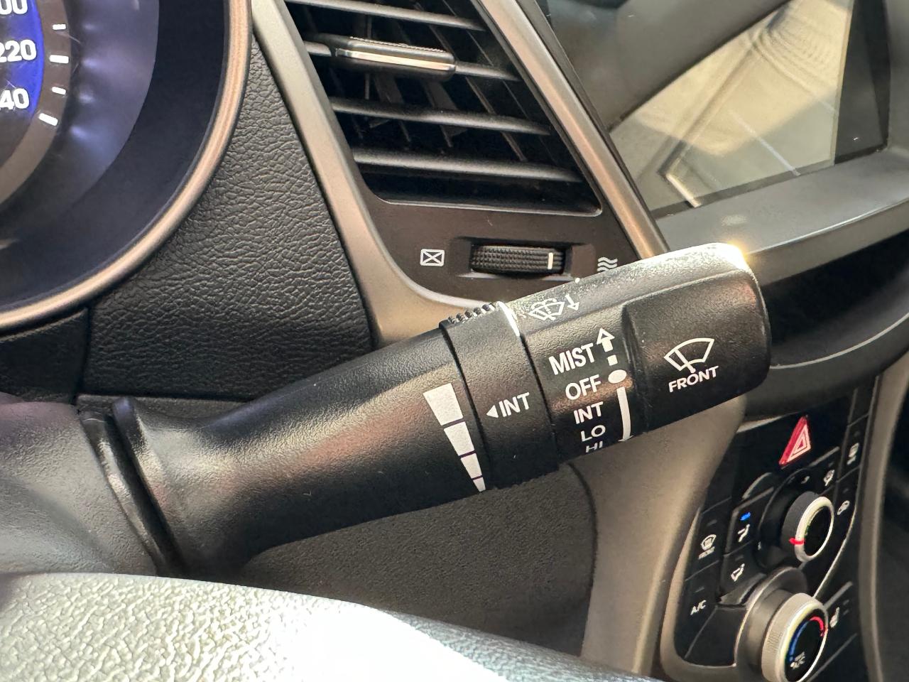 2016 Hyundai Elantra GL+Touch Screen+New Brakes+Tinted+A/C+Automatic - Photo #41
