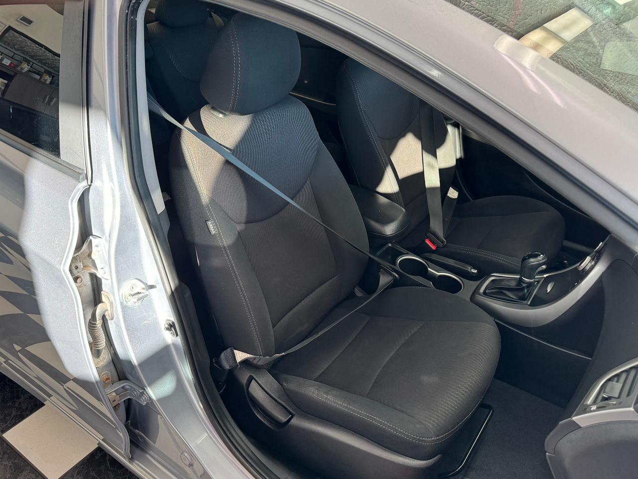2016 Hyundai Elantra GL+Touch Screen+New Brakes+Tinted+A/C+Automatic - Photo #19
