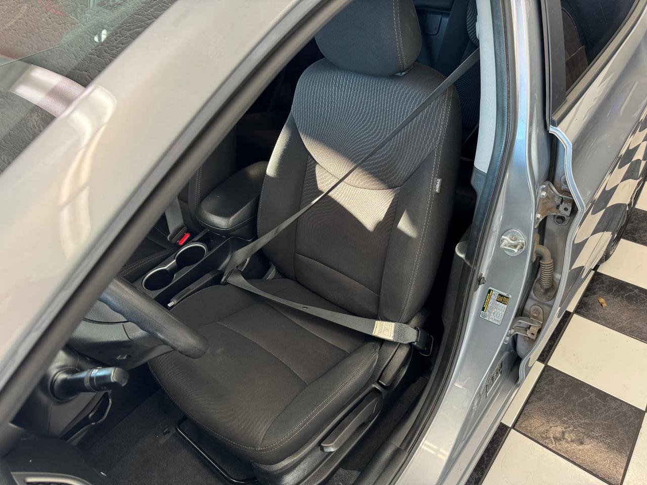 2016 Hyundai Elantra GL+Touch Screen+New Brakes+Tinted+A/C+Automatic Photo16