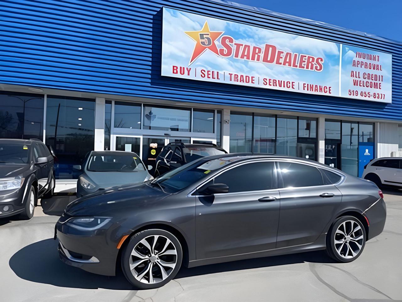 Used 2016 Chrysler 200 C NAV LEATHER PANO ROOF MINT!WE FINANCE ALL CREDIT for sale in London, ON