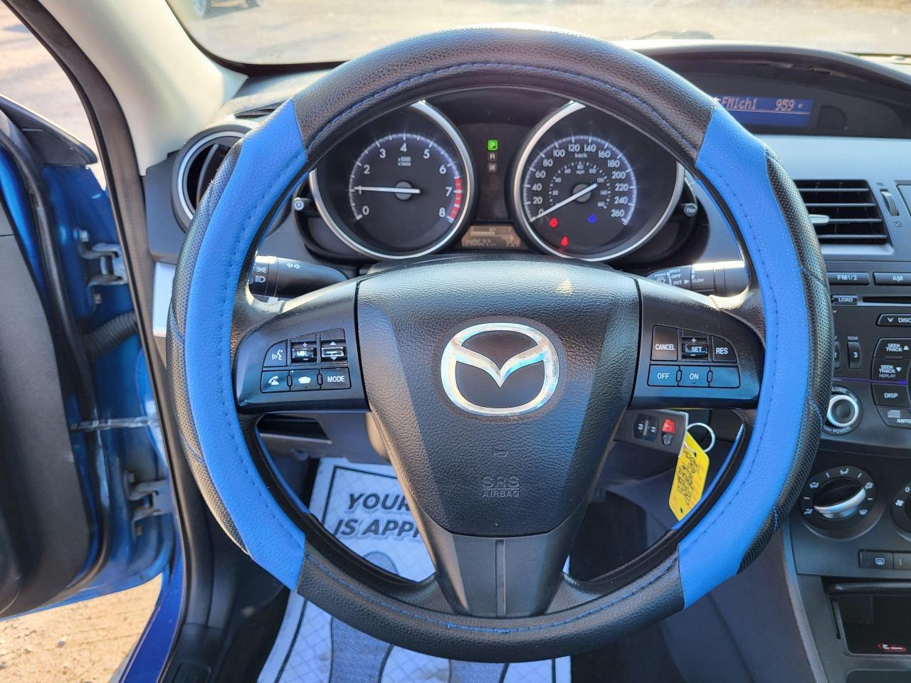 2013 Mazda MAZDA3 GS Photo