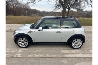 Used 2010 MINI Cooper 1 OWNER / NO ACCIDENTS / MANUAL / CAMDEN EDITION for sale in Etobicoke, ON