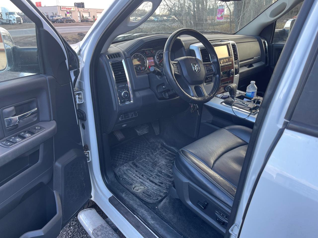 2012 RAM 1500 4WD Crew Cab Laramie - Photo #5