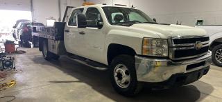 2012 GMC Sierra 3500 Landscape - Photo #2