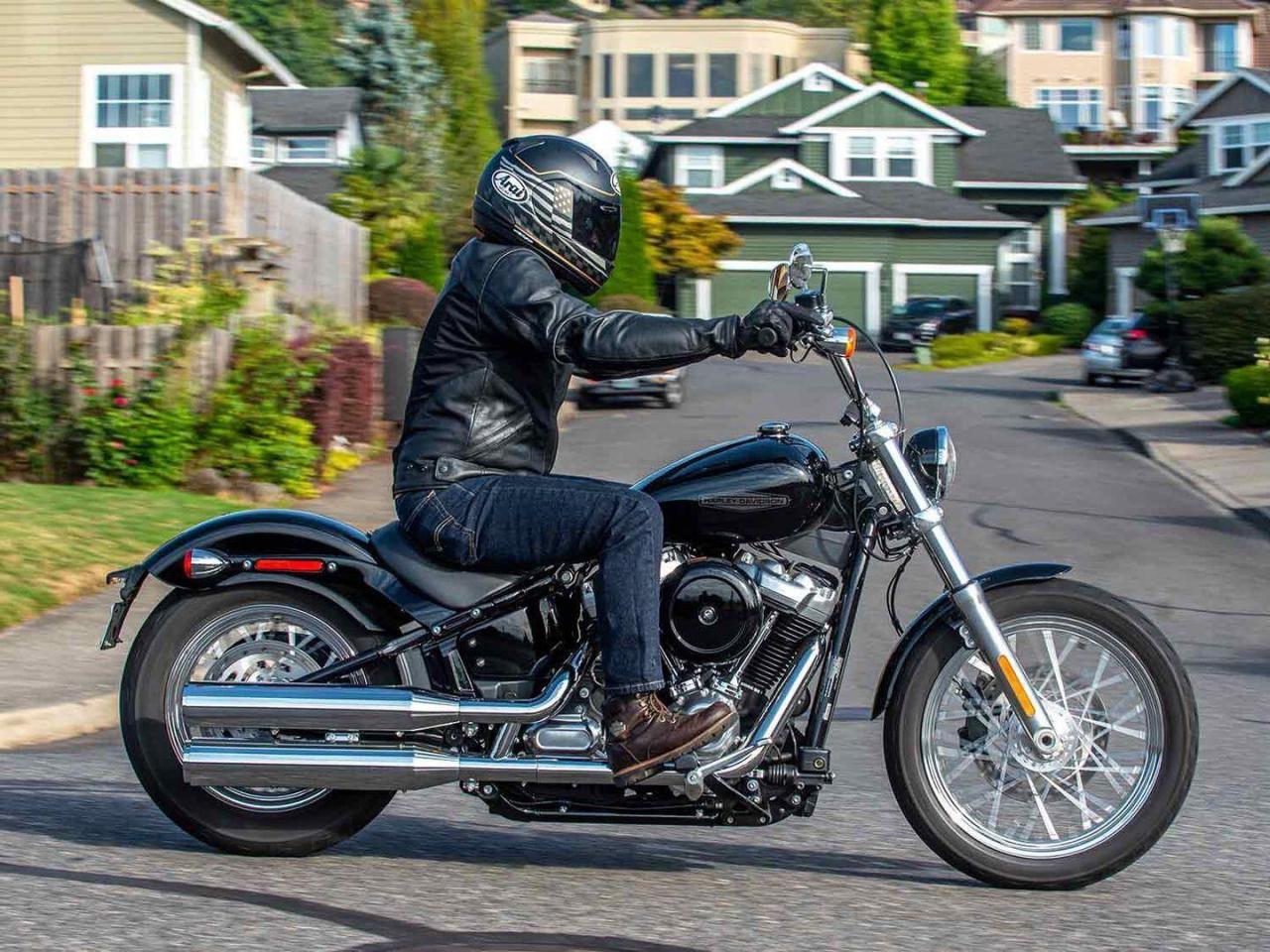 2020 Harley-Davidson Softail Deluxe  - Photo #3