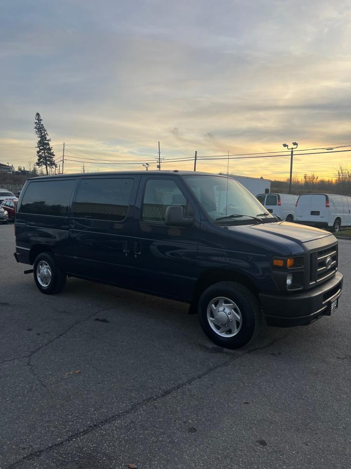 2013 Ford Econoline E-150 XLT - Photo #6