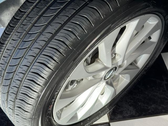 2016 Nissan Sentra SV+New Tires+Camera+Heated Seats+CLEAN CARFAX Photo12