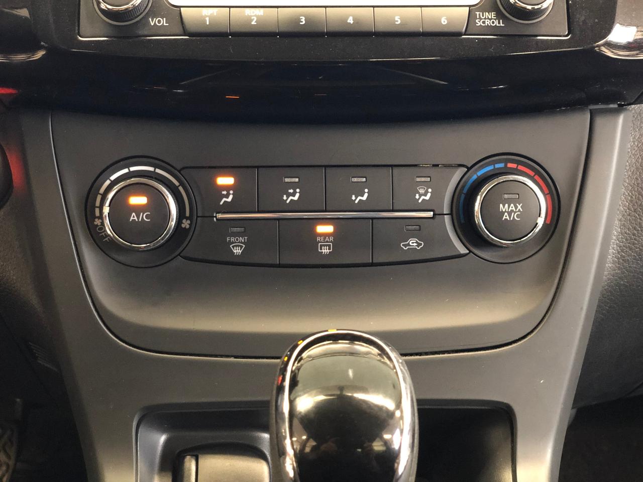 2016 Nissan Sentra SV+New Tires+Camera+Heated Seats+CLEAN CARFAX Photo102