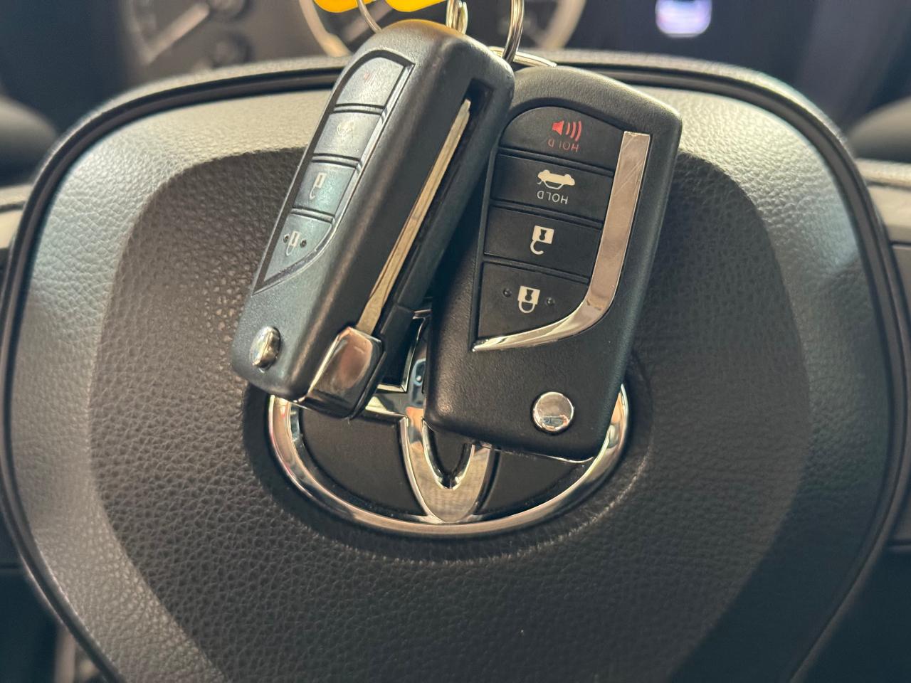 2020 Toyota Corolla LE+Adaptive Cruise+Heated Seats+CLEAN CARFAX - Photo #16