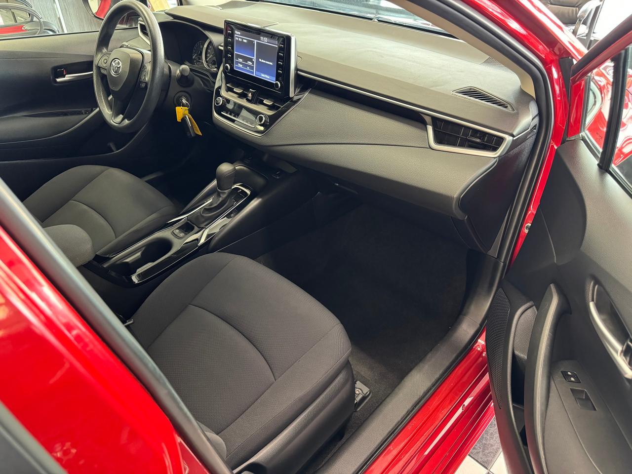 2020 Toyota Corolla LE+Adaptive Cruise+Heated Seats+CLEAN CARFAX Photo21