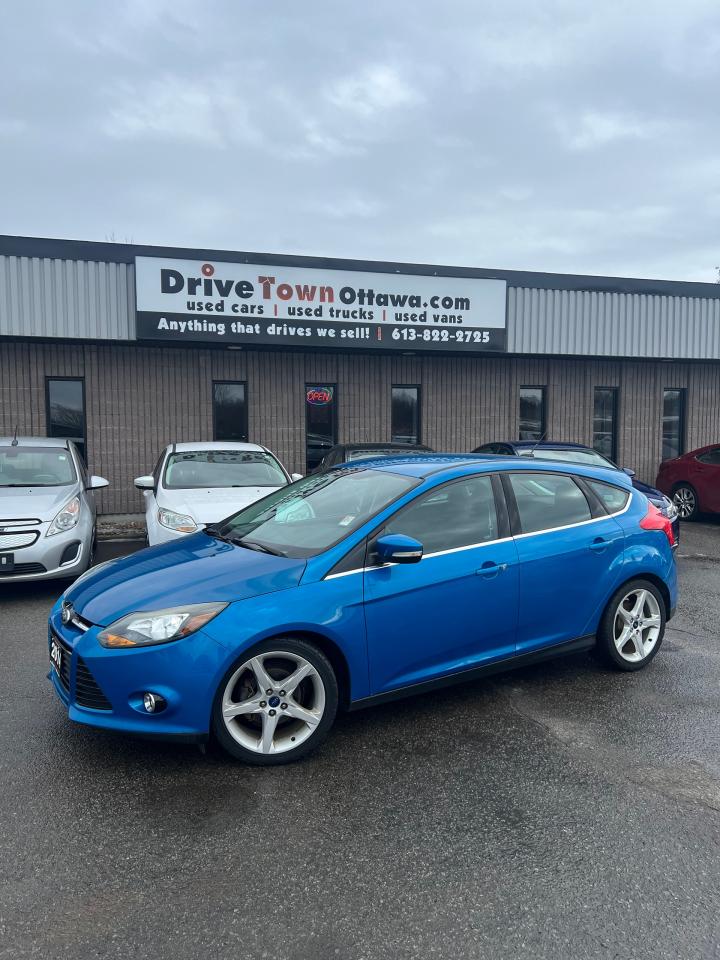 2014 Ford Focus 5dr HB Titanium - Photo #1