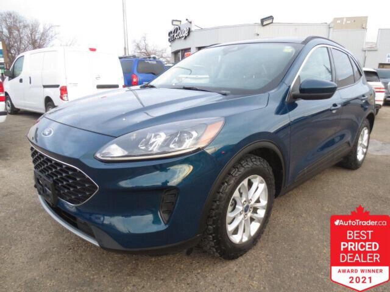 Used 2020 Ford Escape SE - Pano Sunroof/Nav/Heated Seats/Bluetooth for sale in Winnipeg, MB