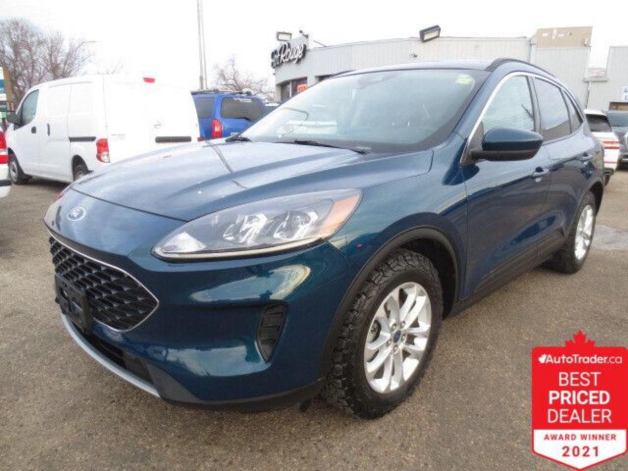 Used 2020 Ford Escape SE - Pano Sunroof/Nav/Heated Seats/Bluetooth for sale in Winnipeg, MB