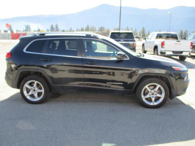 2015 Jeep Cherokee Limited 4WD Photo4