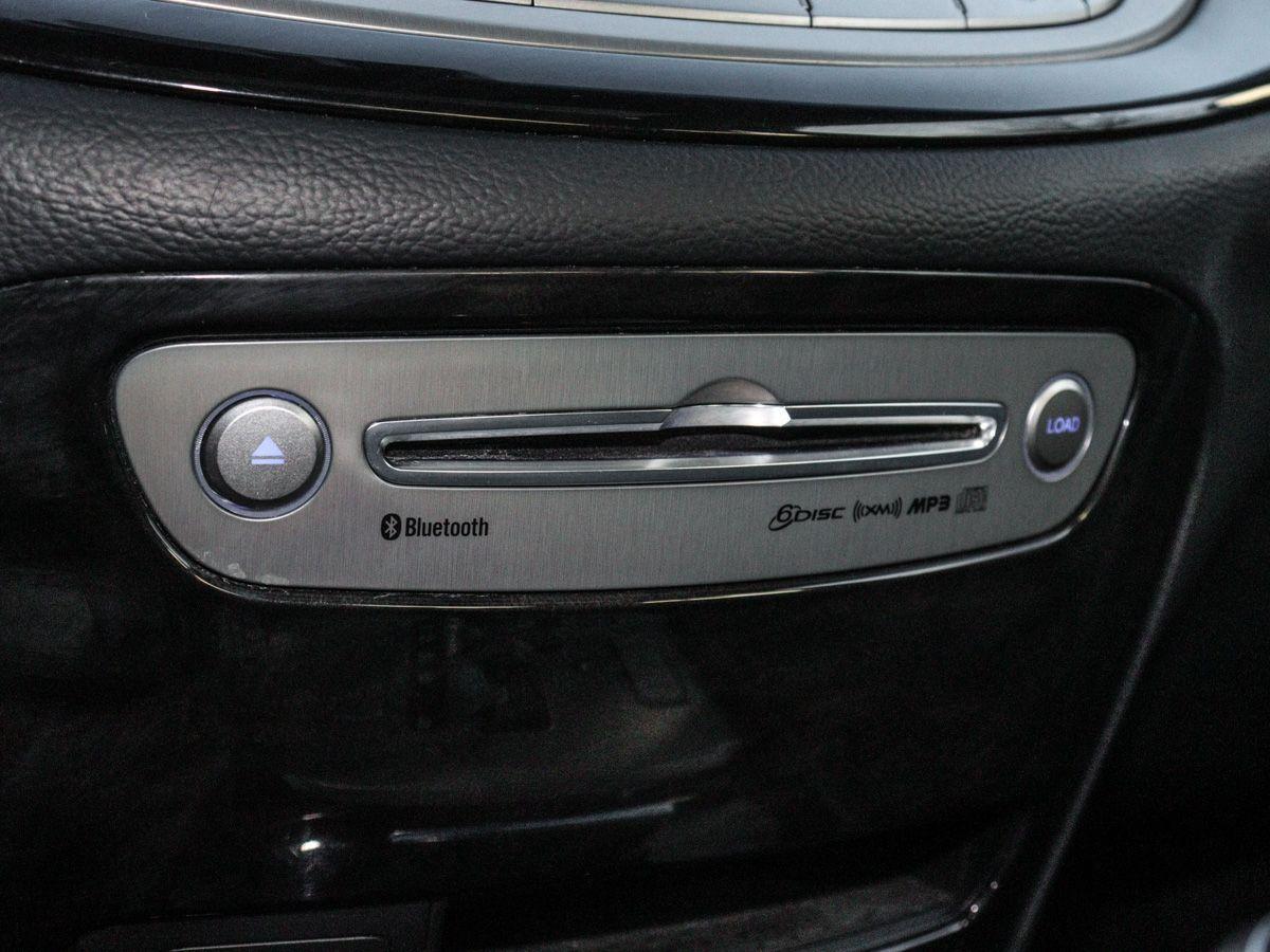 2012 Hyundai Genesis Limited 3.8L RWD Leather Heated-Seats Sunroof - Photo #31