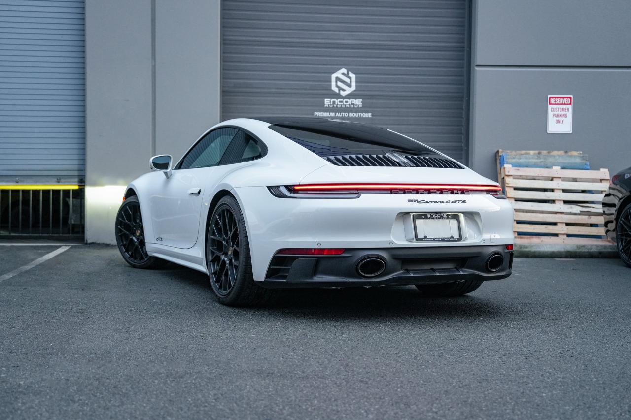 2022 Porsche 911 Carrera 4 GTS - Photo #4
