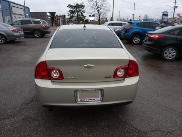 2011 Chevrolet Malibu  - Photo #5