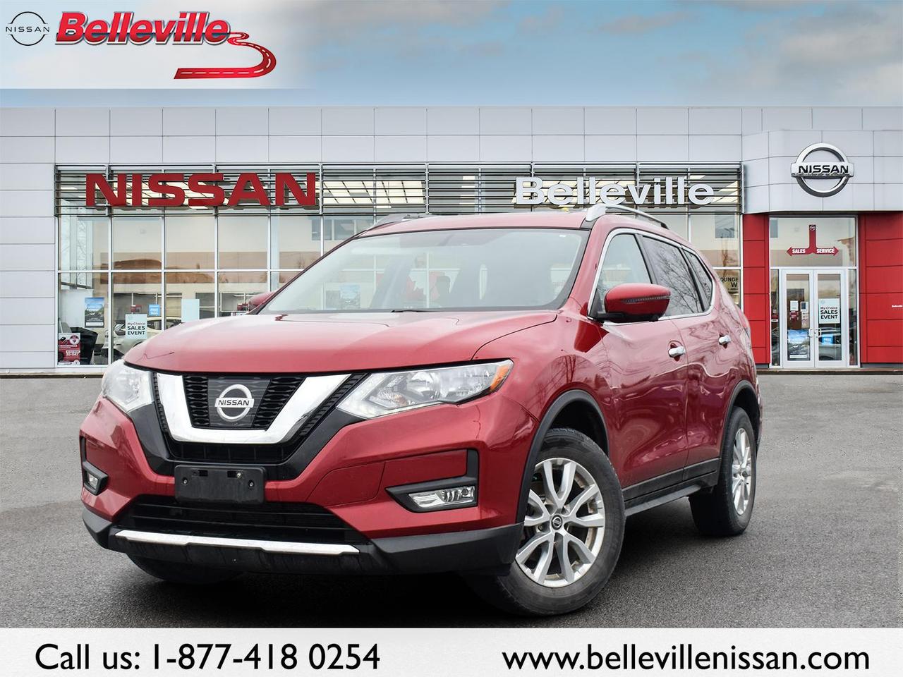 2017 Nissan Rogue SV AWD, SUNROOF, LOCAL TRADE! Photo0