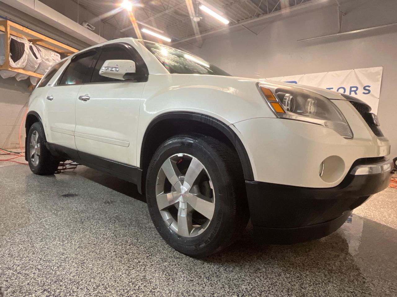 Used 2011 GMC Acadia *** AS-IS SALE ***SLT AWD * 7 Passenger * Dual Sunroof * Leather Interior * 19  Alloy Rims Firestone Tires* Rear View Camera * Rear Parking Sensors * for sale in Cambridge, ON