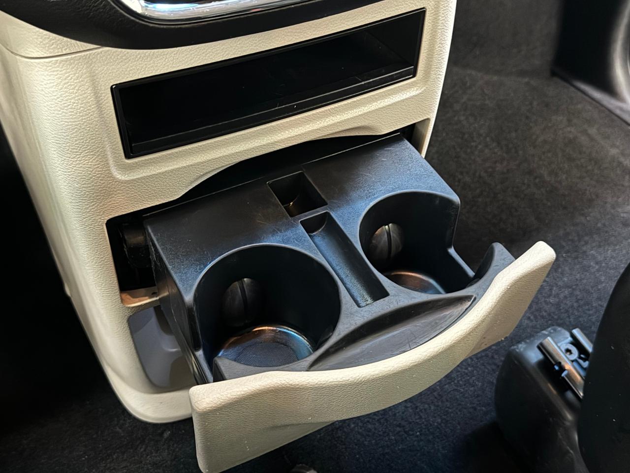 2016 Dodge Grand Caravan SXT StowNGo+A/C Photo29