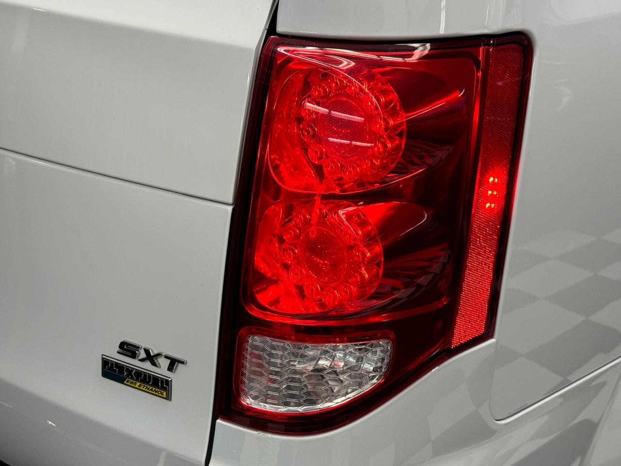 2016 Dodge Grand Caravan SXT StowNGo+A/C - Photo #52