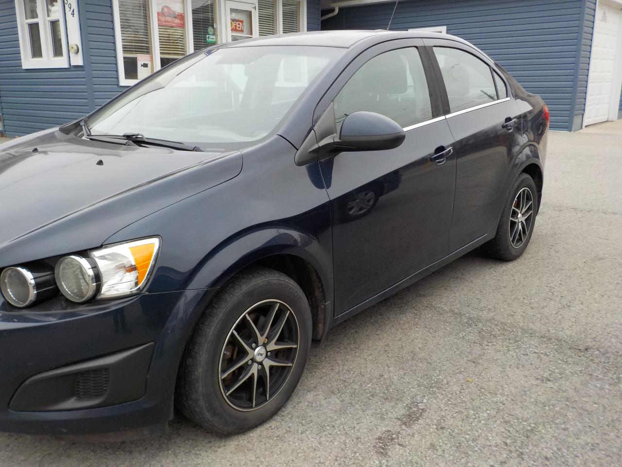 2015 Chevrolet Sonic 4dr Sdn LT Auto - Photo #1