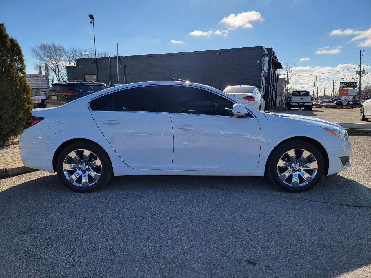 2017 Buick Regal Premium I 2.0L TURBO | AWD - Photo #4