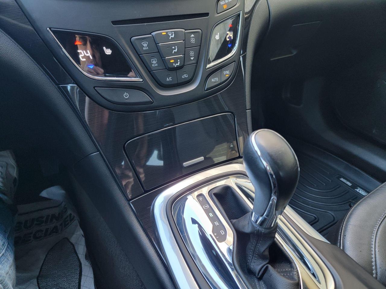 2017 Buick Regal Premium I 2.0L TURBO | AWD - Photo #20