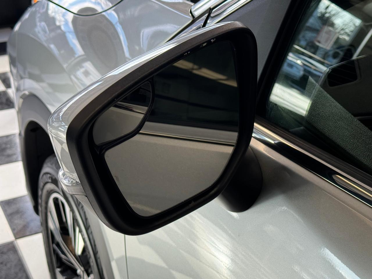 2022 Mitsubishi Eclipse Cross ES S-AWC+Forward Collision Warning+CLEAN CARFAX - Photo #60