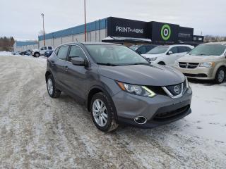 2019 Nissan Qashqai S - Photo #2