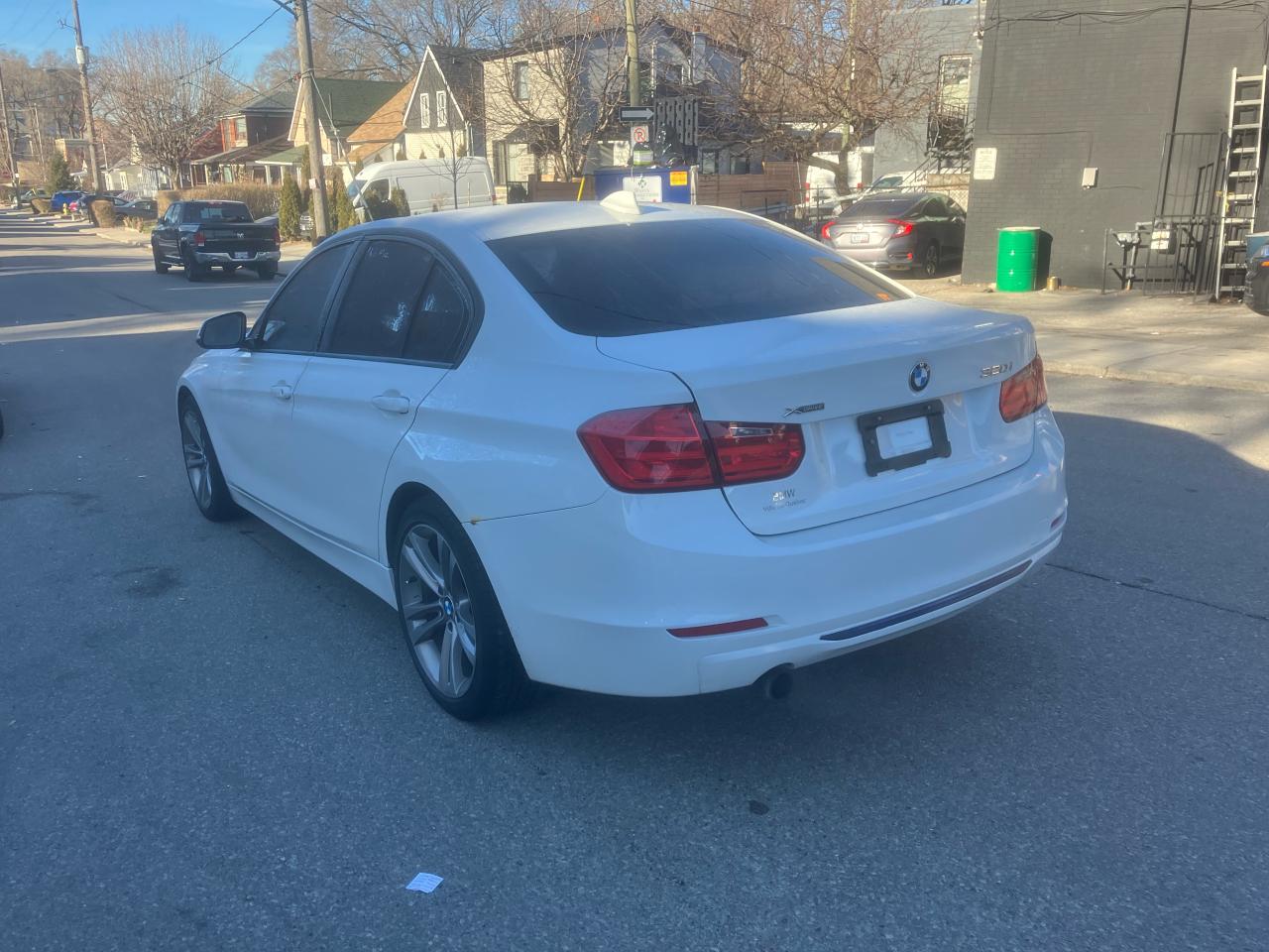 2015 BMW 3 Series 320i xDrive/AWD/SUNROOF/LEATHER/BLUE/CERTIFIED - Photo #8