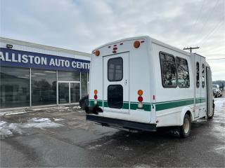 2013 Ford Econoline  - Photo #5