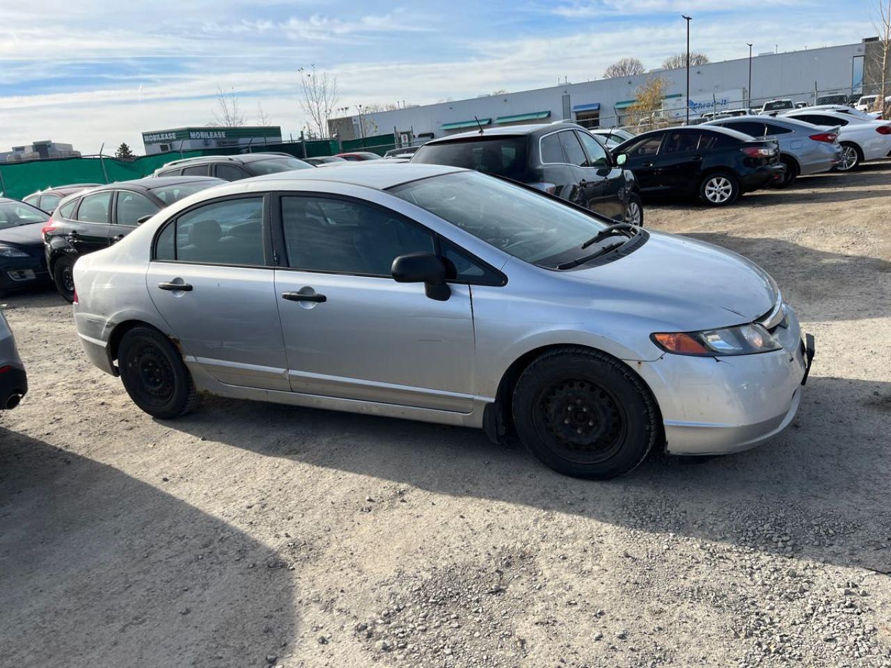 2007 Honda Civic DX Photo3