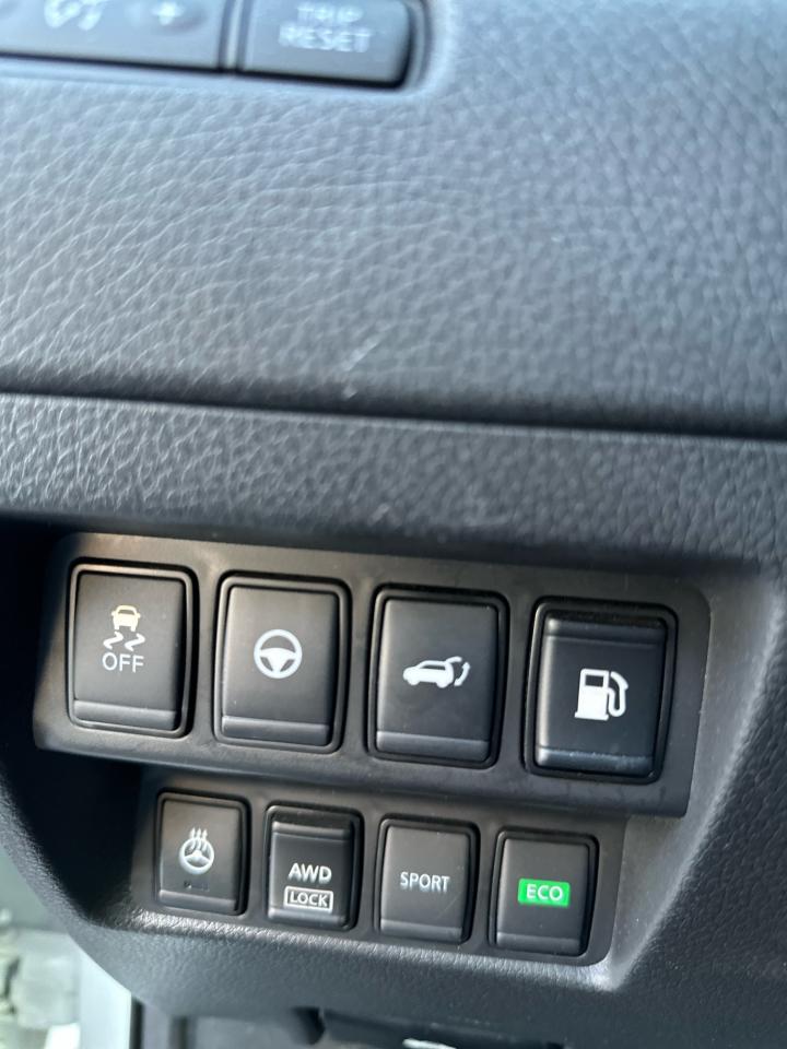 2020 Nissan Rogue SL - Photo #10