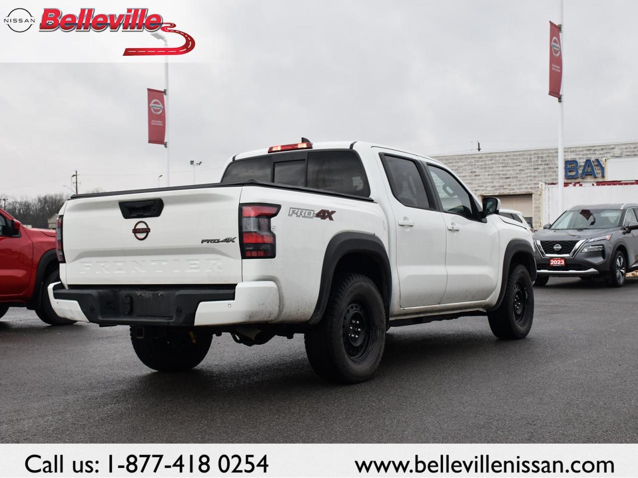 2022 Nissan Frontier Crew Cab PRO-4X- EXT WARRANTY, 2 SETS OF TIRES Photo4