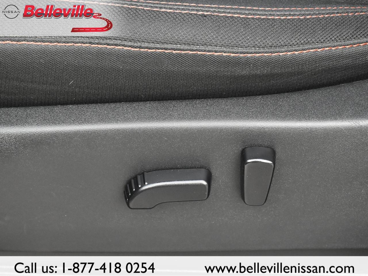 2022 Nissan Frontier Crew Cab PRO-4X- EXT WARRANTY, 2 SETS OF TIRES Photo