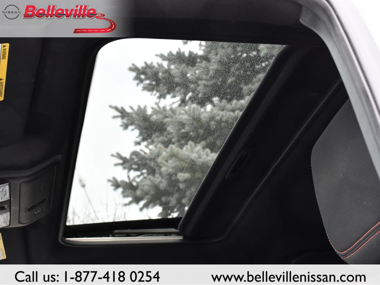 2022 Nissan Frontier Crew Cab PRO-4X- EXT WARRANTY, 2 SETS OF TIRES Photo