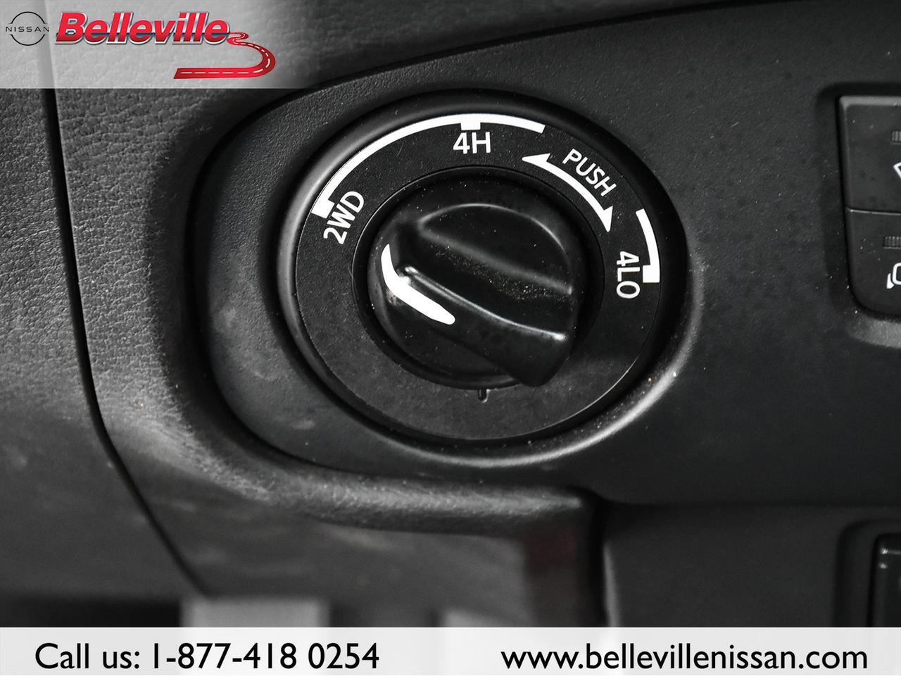 2022 Nissan Frontier Crew Cab PRO-4X- EXT WARRANTY, 2 SETS OF TIRES Photo