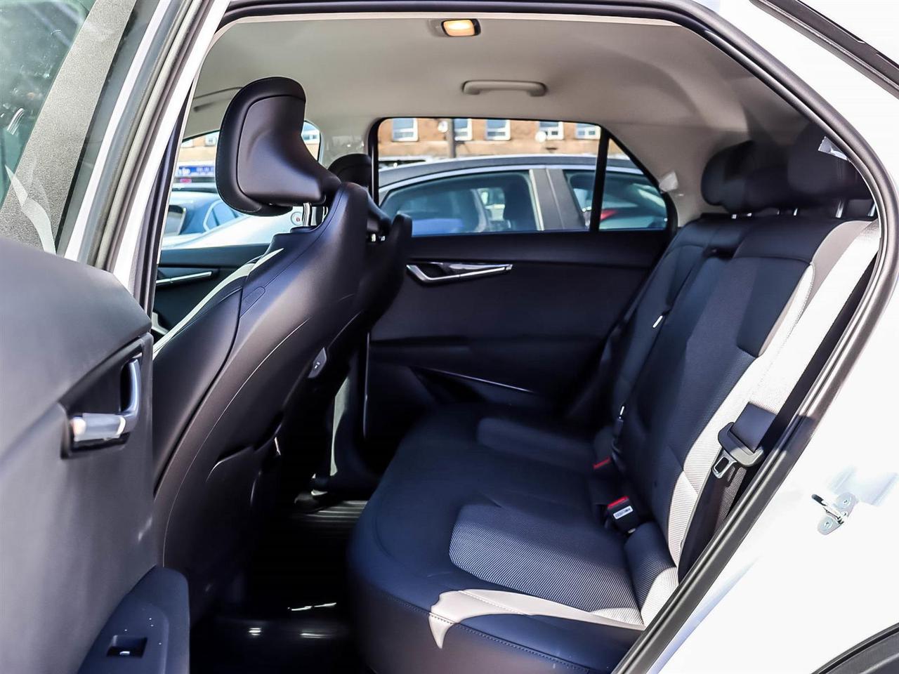 2024 Kia NIRO EV Wind+ Photo