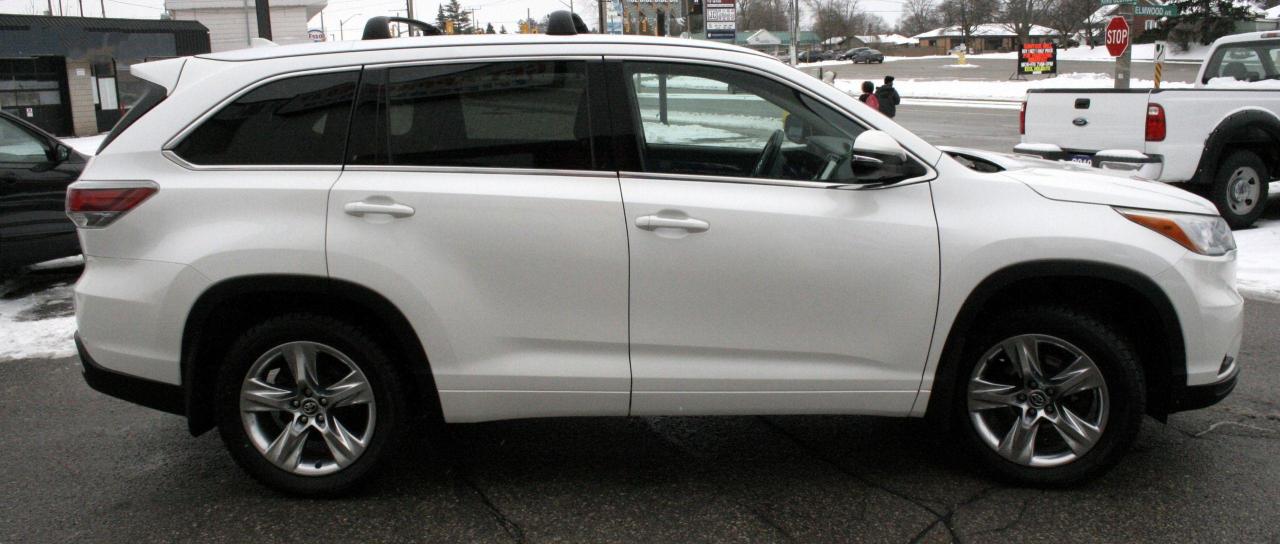 2016 Toyota Highlander AWD 4DR LTD/MINT/LOW, LOW KMS/PRICED- QUICK SALE! - Photo #13