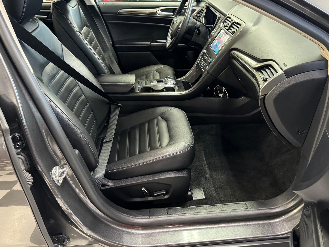 2018 Ford Fusion Energi SE+GPS+Camera+Heated Leather+New Tires+CLEANCARFAX - Photo #22