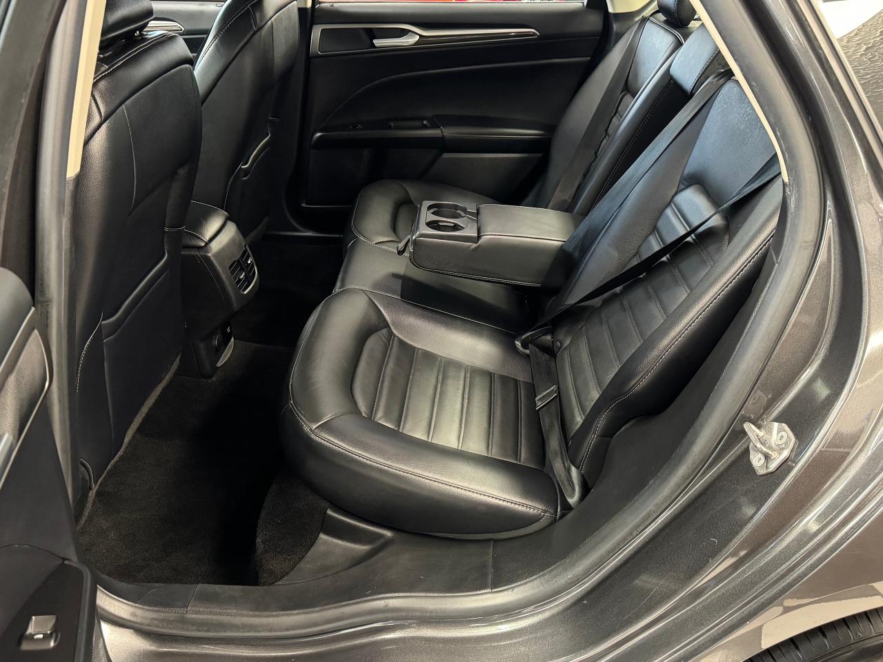 2018 Ford Fusion Energi SE+GPS+Camera+Heated Leather+New Tires+CLEANCARFAX - Photo #24