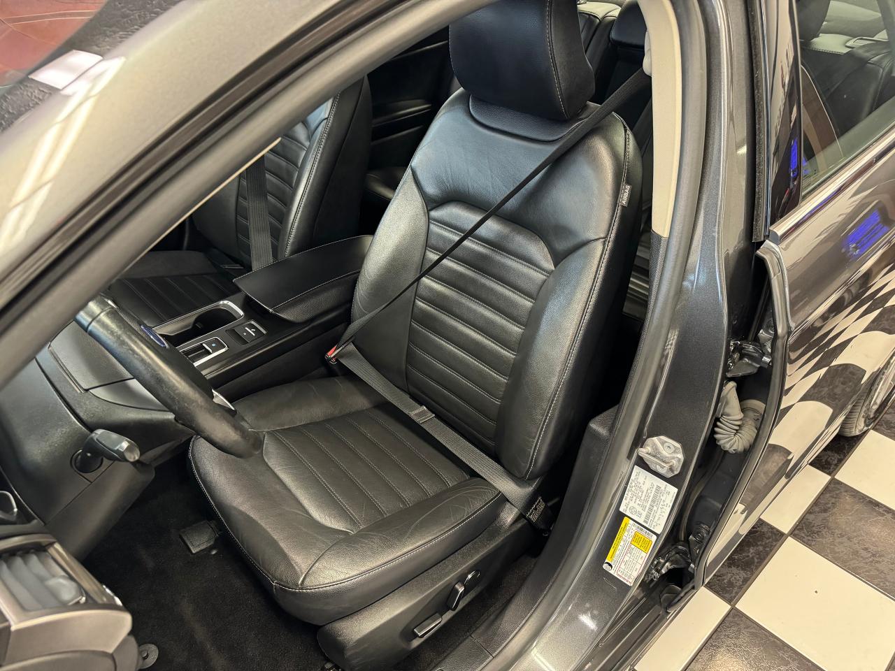 2018 Ford Fusion Energi SE+GPS+Camera+Heated Leather+New Tires+CLEANCARFAX - Photo #20