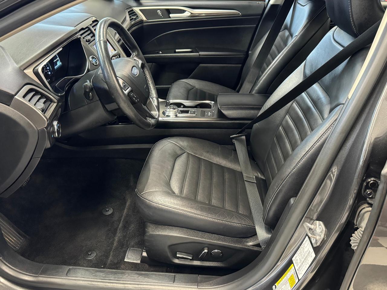 2018 Ford Fusion Energi SE+GPS+Camera+Heated Leather+New Tires+CLEANCARFAX - Photo #19