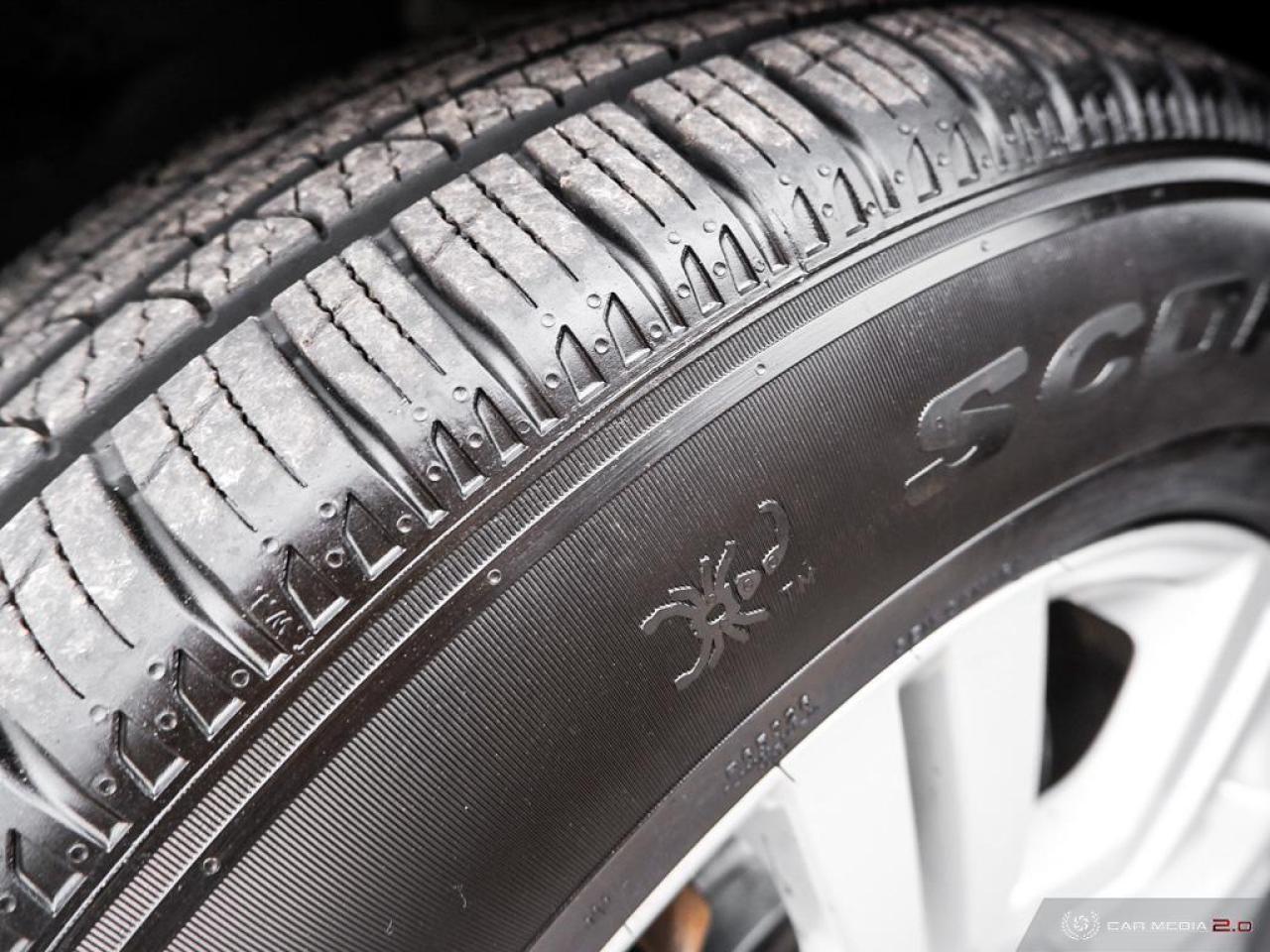 2015 Cadillac SRX FWD Photo